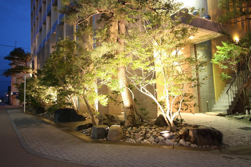 鱼津门通站前酒店 外观 照片